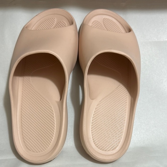 Cream Slippers with Minimalist Design and Textured Footbed - Picture 1 of 6